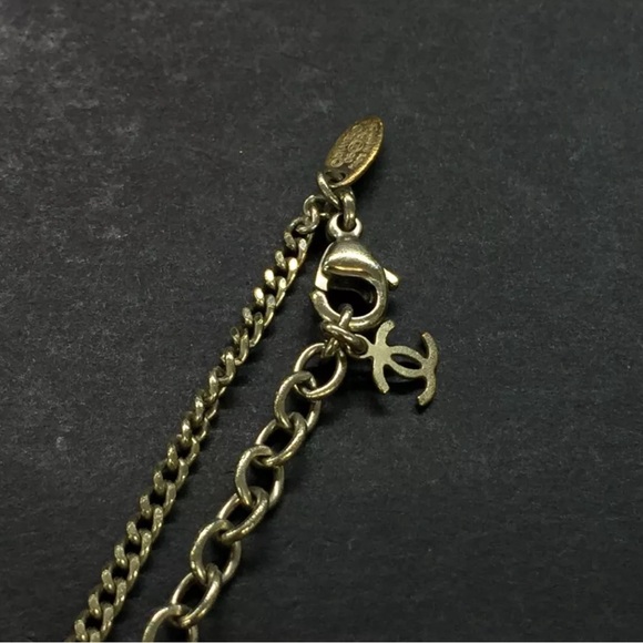 CHANEL CC Logo Border Pattern Silver Tone Pendant Necklace bicolor - Picture 7 of 9